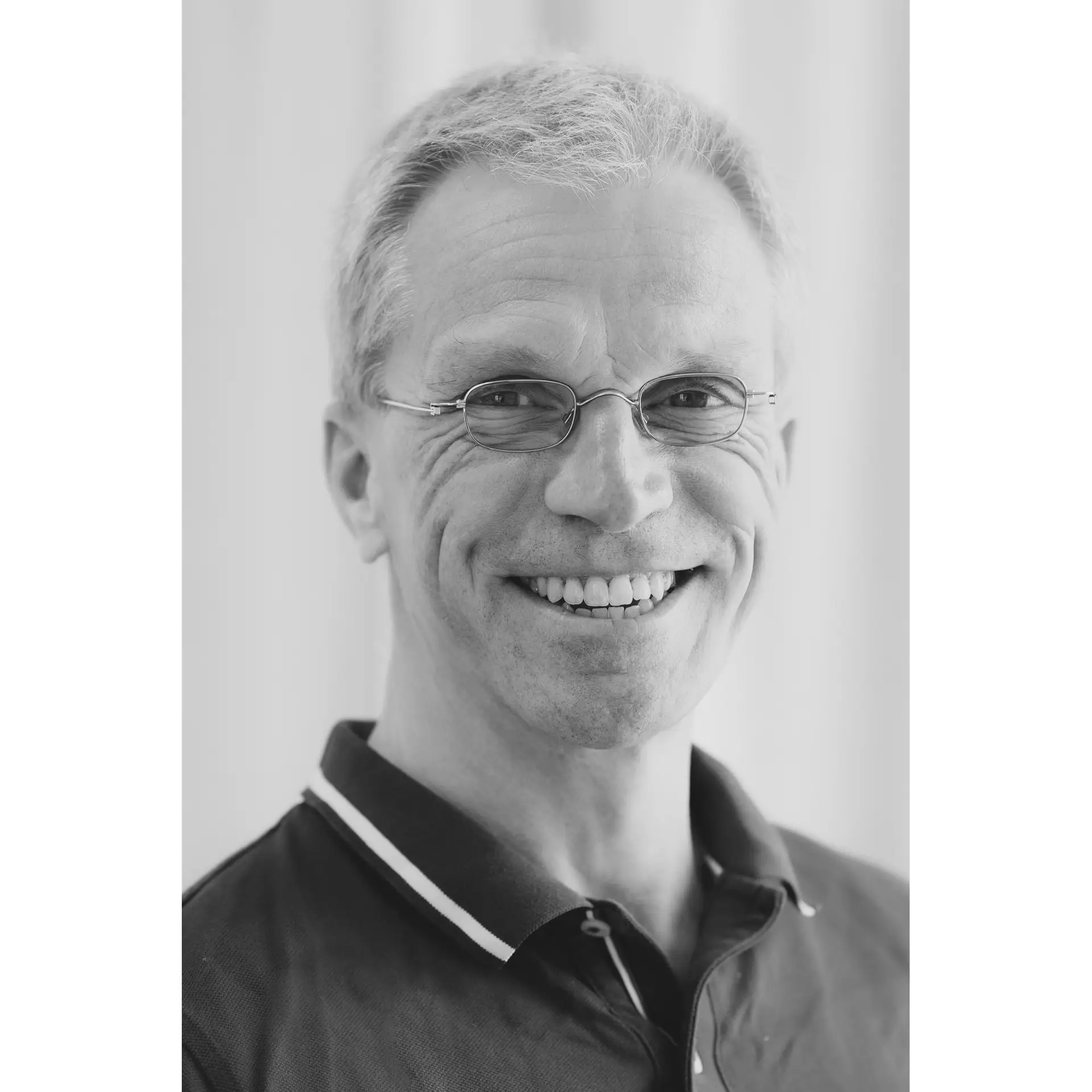 Dein Dozent: Dr. Thomas Weiberlenn