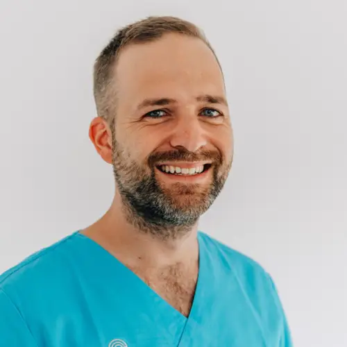 Dein Dozent: Dr. Ulrich Goschenhofer